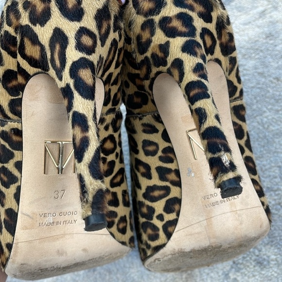 Tamara Mellon League Leopard Animal Print Pointed Toe Booties Heels Sz 37 - Picture 12 of 14